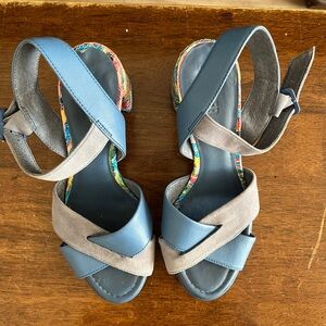 Camper Heels with suede/leather straps and multicolored heel